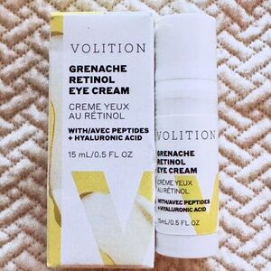 Grenache Retinol Eye Cream